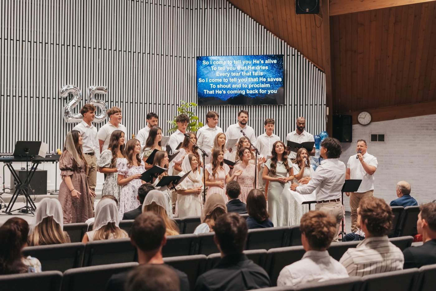 Choir Trip — photograph 1 of 15